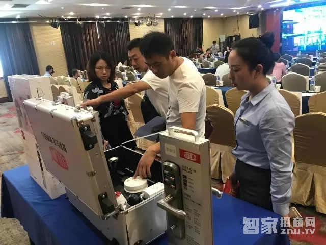 京門智能鎖 直板指紋密碼防盜鎖