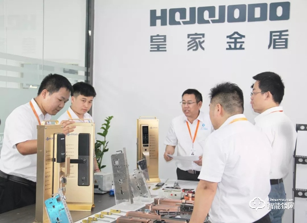 皇家金盾智能鎖董事長劉建新：務實心態做產品，優秀團隊是核心