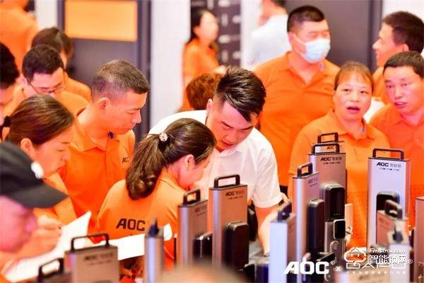 一面科技 一面藝術！AOC x 大璞聯合新品發布會高燃現場！