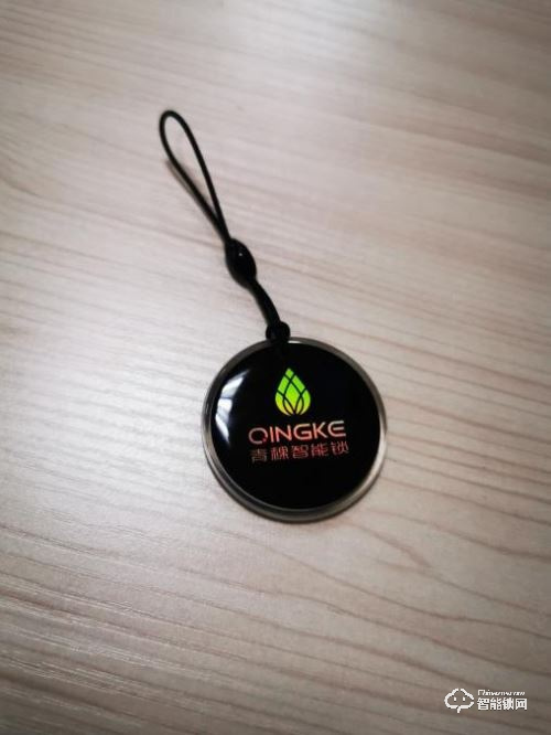 選擇華為智卡青稞智能指紋鎖，裝修煥新享受生活！