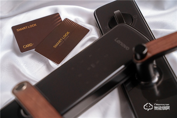 智能門鎖怎么選？聯(lián)想智能門鎖E1超大指紋識別，安全又便捷