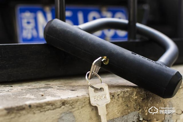 4年續(xù)航，7級(jí)防水，鎖車再也不用帶鑰匙：米家智能藍(lán)牙U型鎖