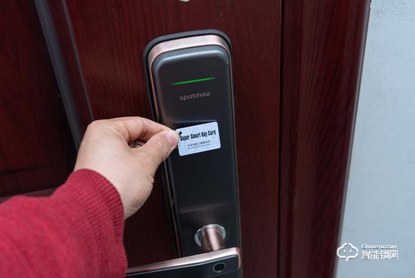 C級鎖芯，6種方式開門，斑點貓W500指紋鎖深度測評