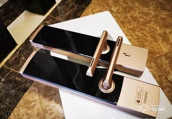 華為花粉投稿，青稞智能鎖 T7 新鮮開箱分享！