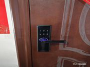 指紋鎖什么品牌好？德施曼、鹿客、派瑞軍工裝甲智能鎖試用測(cè)評(píng)