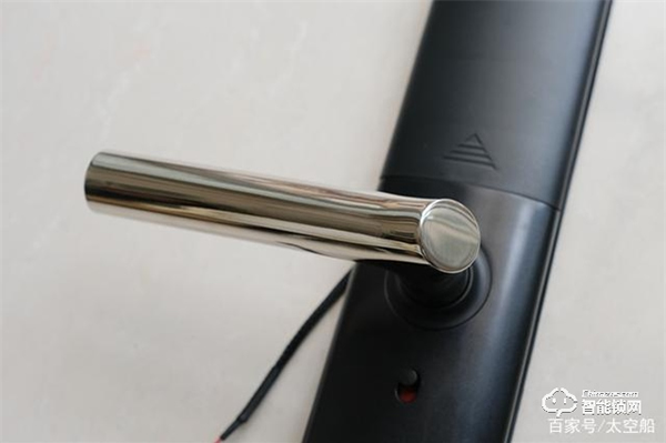 德施曼V8智能門鎖，以專業之名去守護我的家門