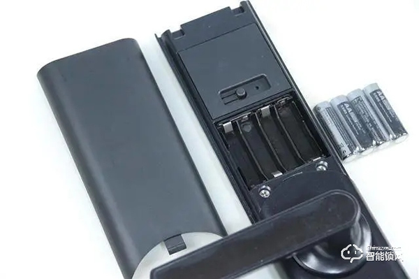 滿足你對半自動解鎖的全部需求，德施曼T862開箱體驗