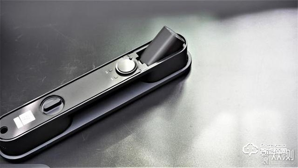 綠米全自動(dòng)智能推拉鎖D100評(píng)測(cè)：自動(dòng)鎖門的鎖