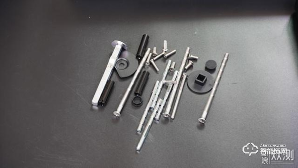 綠米全自動(dòng)智能推拉鎖D100評(píng)測(cè)：自動(dòng)鎖門的鎖