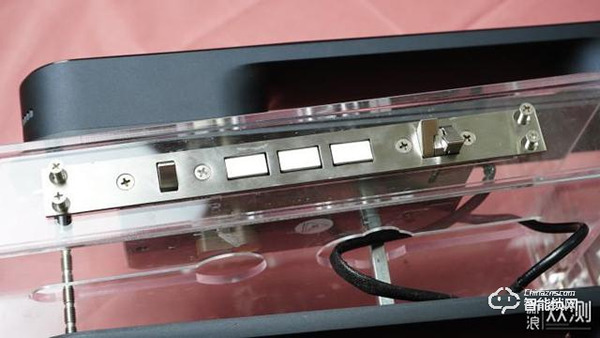 綠米全自動(dòng)智能推拉鎖D100評(píng)測(cè)：自動(dòng)鎖門的鎖