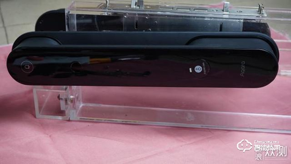 綠米全自動(dòng)智能推拉鎖D100評(píng)測(cè)：自動(dòng)鎖門的鎖