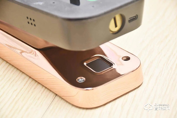 安全等級高，支持人臉識別、假鎖報警，德施曼R8智能鎖評測