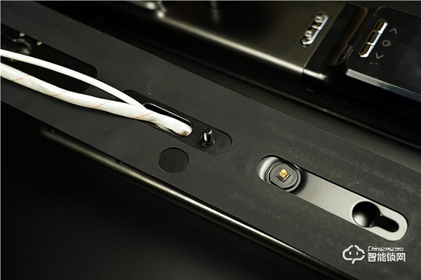 告別繁瑣，安全防護，金指碼全自動智能鎖MK1讓開門更智能