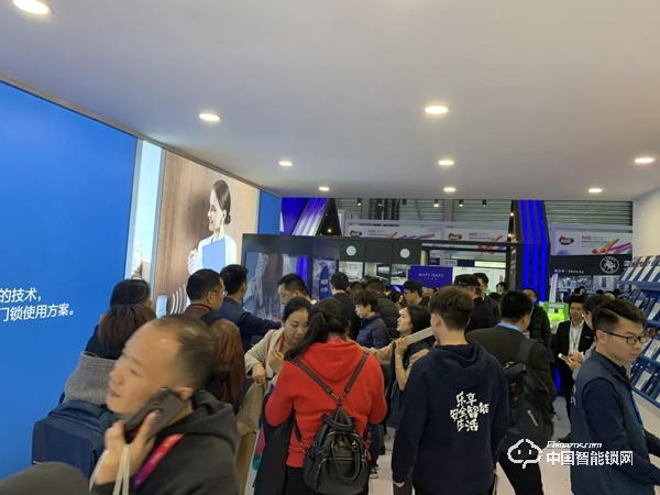 飛利浦智能鎖驚艷亮相2019AWE，用科技暢享美好生活！