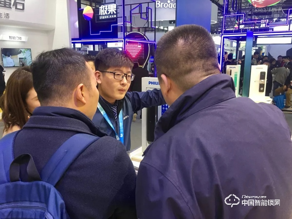 飛利浦智能鎖驚艷亮相2019AWE，用科技暢享美好生活！