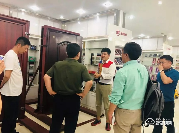 如何看待京津冀三地消協約談智能鎖企業事件?金點原子雷先鳴有話說——中國建博葵花獎考察團訪談錄 如何看待京津冀三地消協約談智能鎖企業事件?金點原子雷先鳴有話說——中國建博葵花獎考察團訪談錄