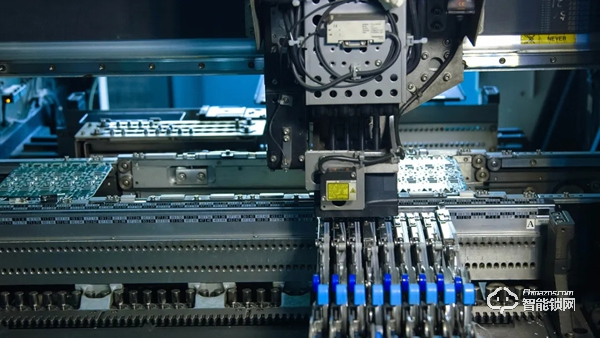 在線云考察，創新謀合作——華潤置地走進超人，“云”參觀超人智能工廠