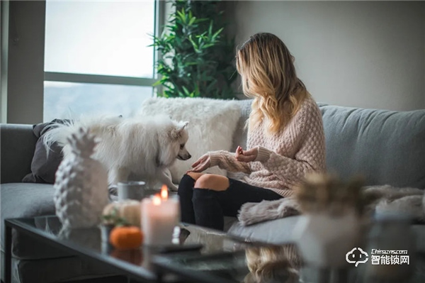 飛利浦智能鎖，讓獨居生活有保障、更安全