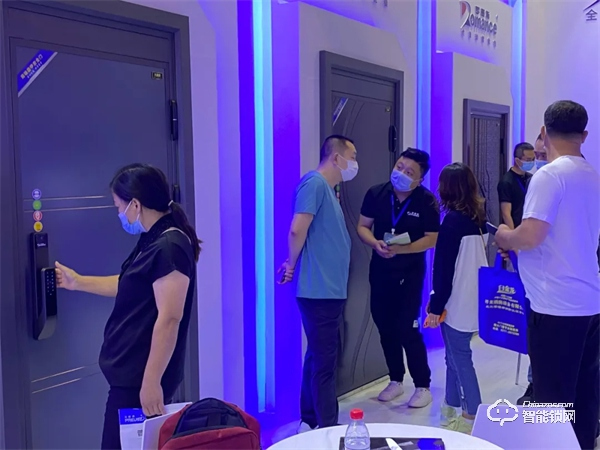 第11屆永康門博會火熱收官|羅漫斯再創佳績,燃爆全場! 第11屆永康門博會火熱收官|羅漫斯再創佳績,燃爆全場!