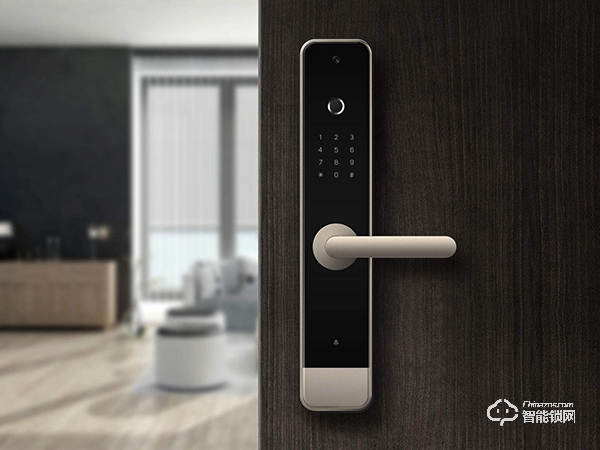 新冠疫情期間，如何減少接觸公共物品？藍牙門鎖了解一下