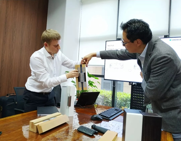 德國百年鉸鏈系統(tǒng)品牌SIMONSWERK拜訪LeDiff鹿百齡并舉行品牌培訓