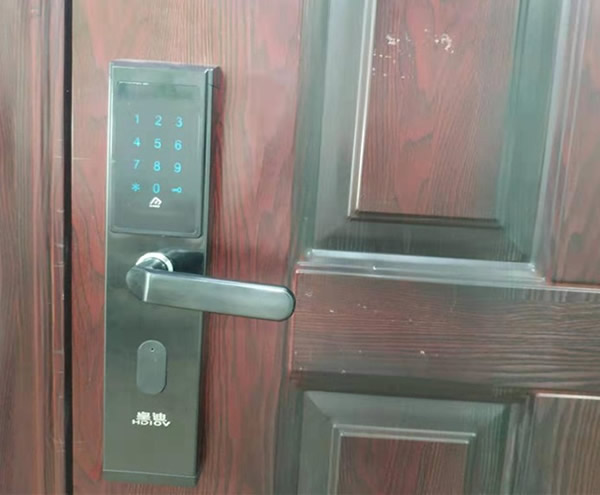 裝了公寓智能鎖，除了使用方便，還可以堵住出租房的安全漏洞