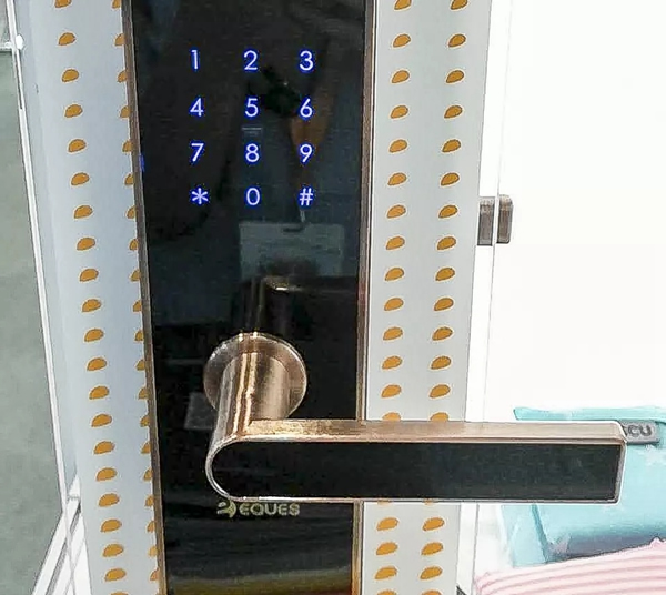 移康智能瑣AI防護(hù)科技在2018年中國(guó)工博會(huì)全新亮相！