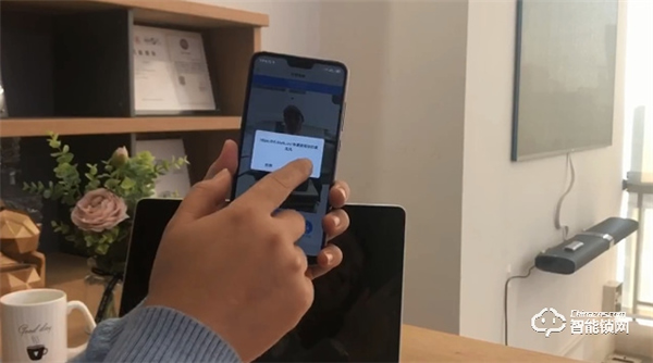 新規出臺，快遞必須送上門！可以收快遞的人臉識別鎖來了！