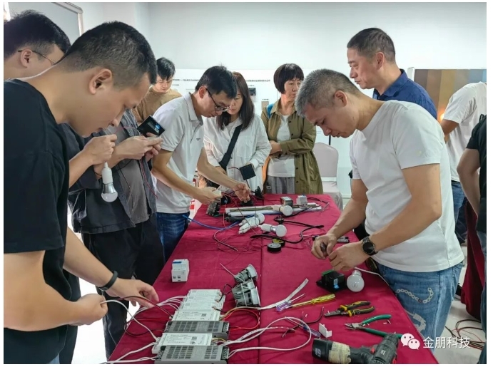 《PLC全屋智能工程師訓練營》第二期全新升級,不容錯過! 《PLC全屋智能工程師訓練營》第二期全新升級,不容錯過!