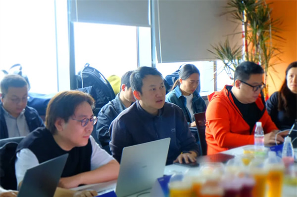 小米&創(chuàng)米第一季度QBR會議圓滿召開，創(chuàng)米數(shù)聯(lián)各項評分表現(xiàn)優(yōu)異