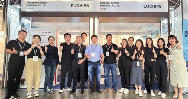 展會回顧 | 歐切斯驚艷亮相香港國際秋季燈飾展，引領(lǐng)智能調(diào)光新潮流