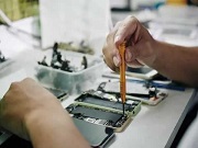 用戶：“智能鎖的保修期為什么那么短？”