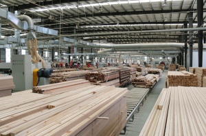 大自然木門生產車間